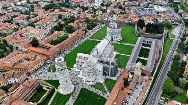Pisa: Tower and Miracle Square with Skip-Line & Audio Guide - Pisa’s Miracle Square, and why this ticket saves real time