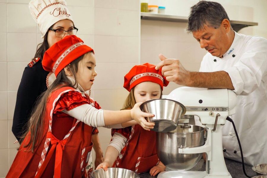 Pizza & Gelato: Cooking Class in central Florence - Key things that make this class worth your time