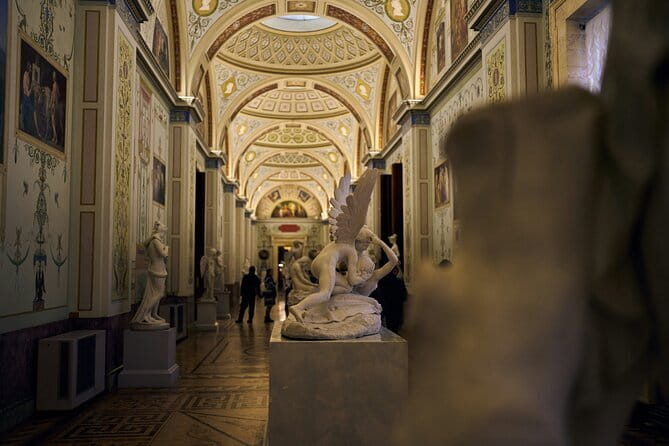 Priority Entrance : Florence Accademia Gallery Timely Tickets - ID and Age Proof, Especially for Youth Tickets