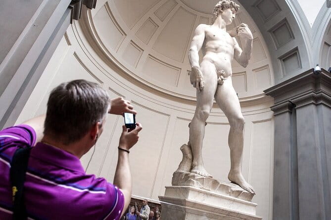 Priority Entrance : Florence Accademia Gallery Timely Tickets - Timing, Crowds, and the Waiting You Can Still Encounter