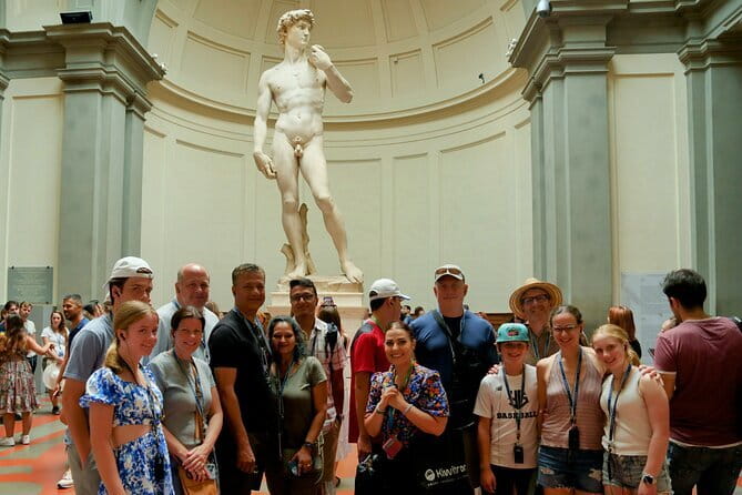 Private Florence Tour: 3-Hour Walking Tour with a Licenced Guide - San Lorenzo and the Medici family sponsorship angle