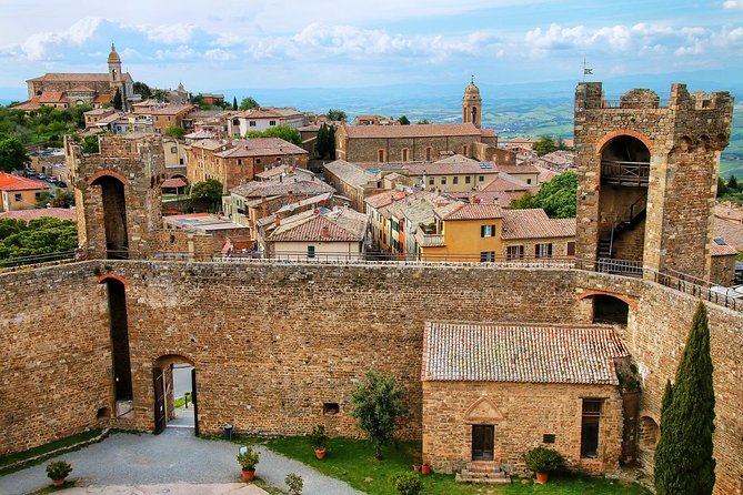 San Gimignano, Chianti, and Montalcino Day Trip from Siena - What the long day feels like: pacing, group size, and getting value
