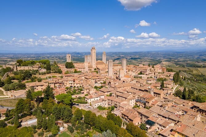 San Gimignano, Siena, Monteriggioni, Chianti Day Trip with Lunch & Wine Tasting - Florence to San Gimignano by Coach: The Comfort and Timing Reality