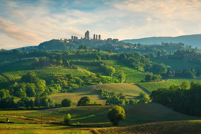 Semi Private Deep Wine Chianti and San Gimignano from Florence - First Stop: Piazzale Michelangelo, Florence’s Quick “Wow” Moment