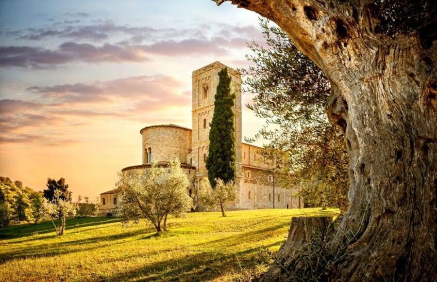 Siena: San Gimignano, Chianti & Montalcino Small-Group Tour - Why this Tuscany day trip has a strong payoff from Siena