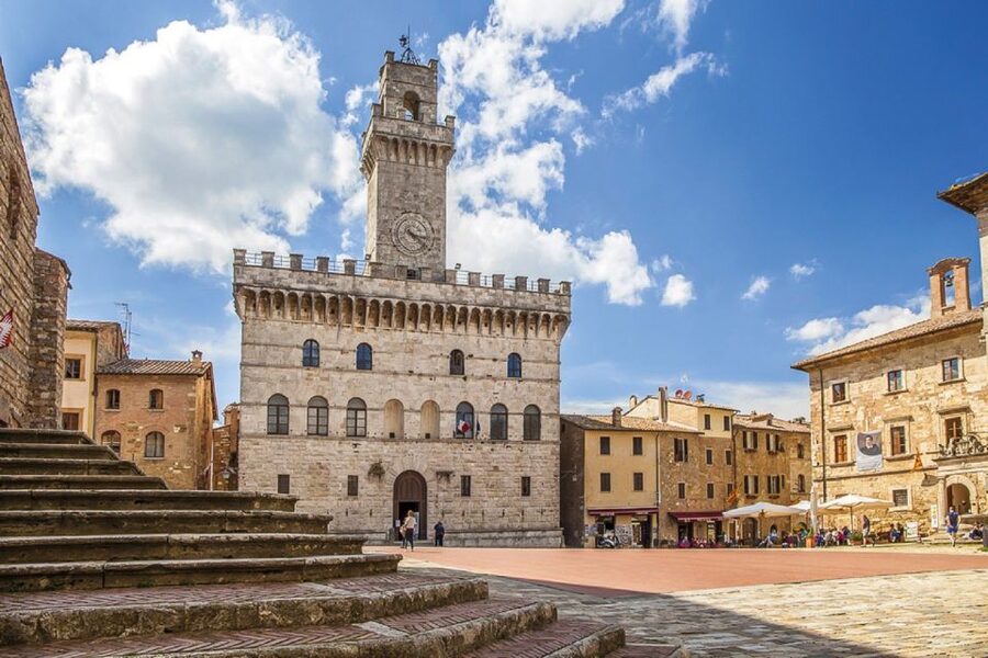 Siena: San Gimignano, Chianti & Montalcino Small-Group Tour - Meet at Hotel Minerva, then settle into a max 8 minivan day