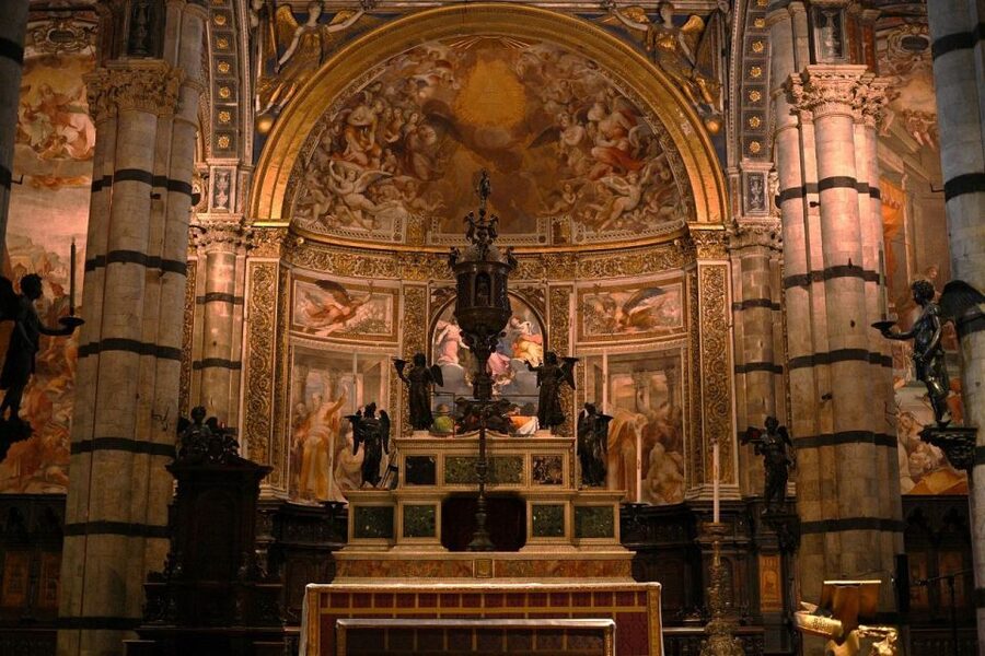 Siena Walking Tour with Cathedral and Crypt & Museum Option - When Timing and Rules Affect Your Day: Cathedral Closures and Floor Mosaics