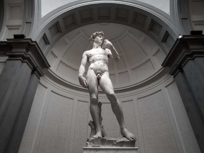 Skip the line: Accademia Gallery small group tour - Inside the guided visit: what the guide actually helps with
