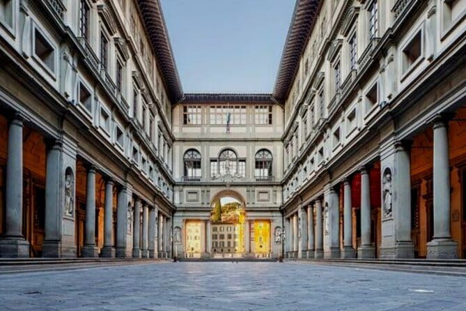 Skip-the-Line Guided Tour of Michelangelo’s David in Florence - Meet Mario Gesu, and why the guide style matters