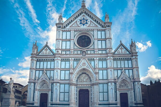 Skip-the-Line Guided Tour of Michelangelo’s David in Florence - Radios, group size, and how smoothly the tour flows
