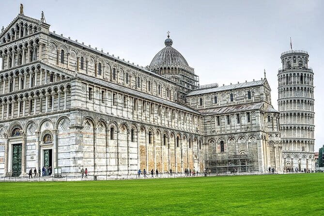 Skip-the-Line Guided Tour of Michelangelo’s David in Florence - Where to meet and where the ticket redemption happens