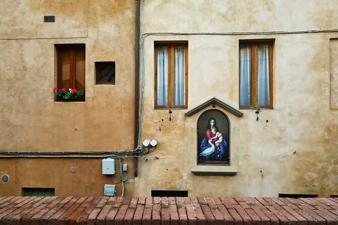 Skip the Line: Siena Duomo and City Walking Tour - What you will actually see inside the cathedral
