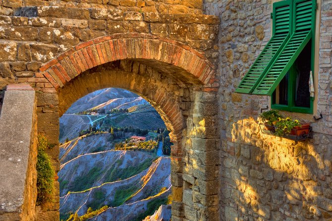 Small-Group San Gimignano and Volterra Day Trip from Siena - Key points to know before you go