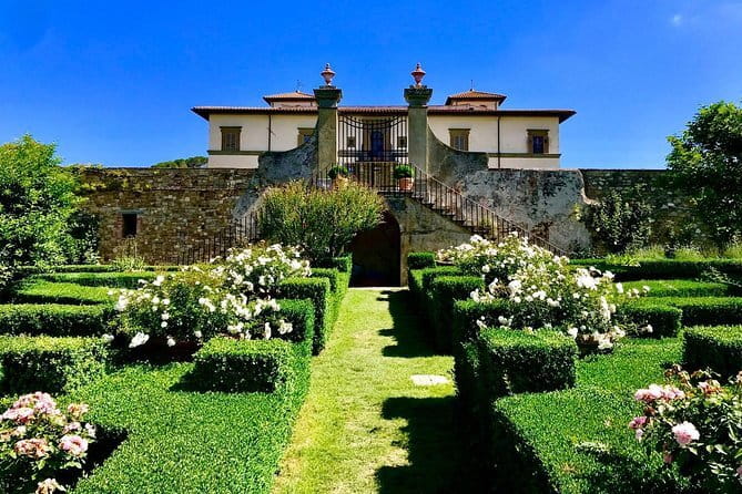 SMALL-GROUP Wine Safaris: Tuscan Wine Tasting Tours from Florence - Meals in Tuscany: what you actually eat and how it pairs with your wine
