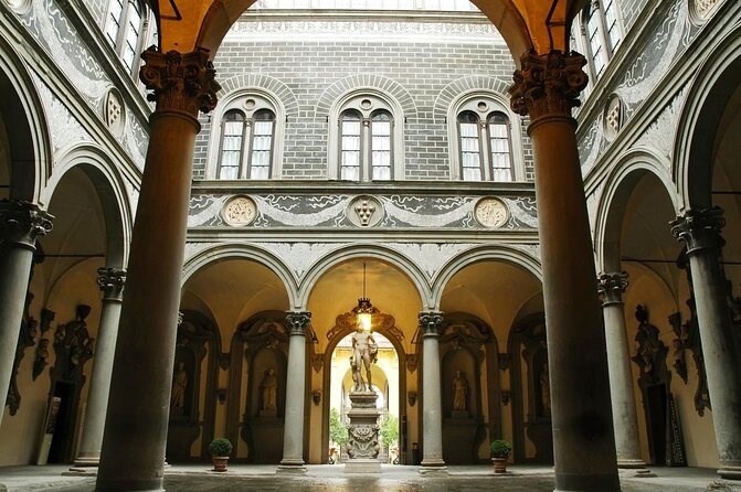 The Best tour in Florence: Renaissance & Medici Tales - guided by a STORYTELLER - Key reasons this tour works so well