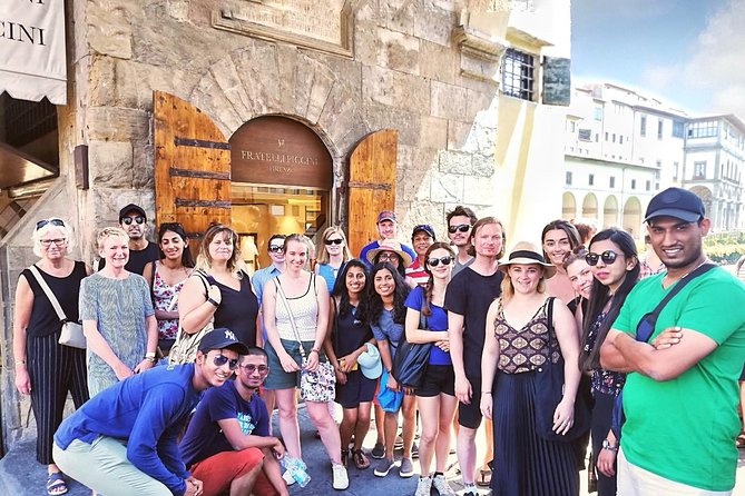 The Best tour in Florence: Renaissance & Medici Tales - guided by a STORYTELLER - Ponte Vecchio wrap-up: the iconic view finish