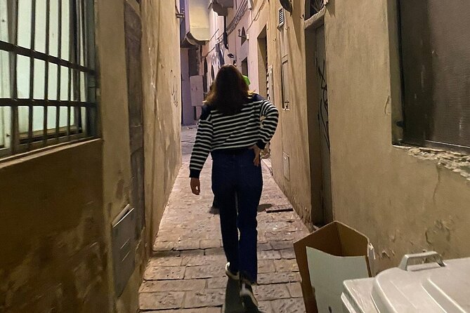 The Dark Side of Florence: Mysteries and Legends - Stop 4: Via del Campanile and Donna morta, the Street of the Dead Woman