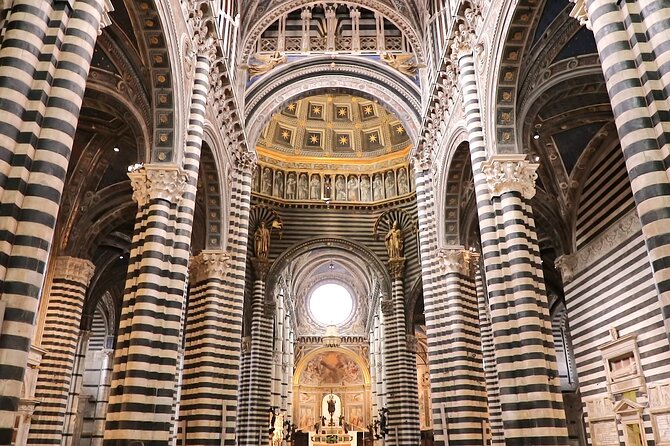 Tuscany: Day Trip to Pisa, Siena, San Gimignano, and Chianti - San Gimignano, the “Manhattan of the Middle Ages” effect, and where to pause