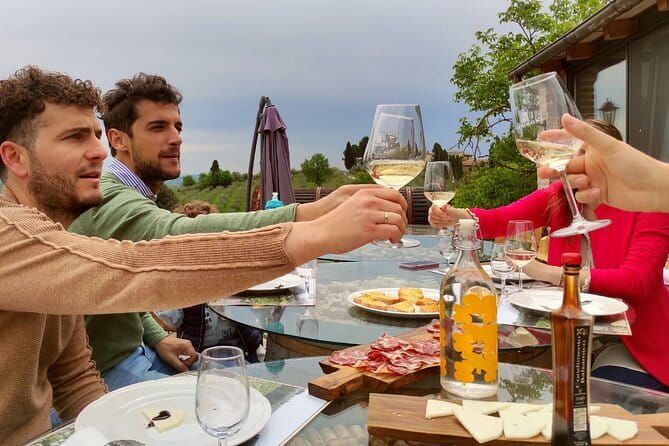 Tuscany Experience: Pisa, Siena, San Gimignano & Wine Tasting - Chianti on the bus: the Strada Statale 222 Chiantigiana drive and winery lunch