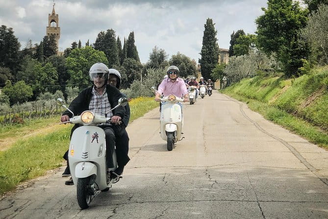 Tuscany Vespa Tours Through the Hills of Chianti - Safety Training on a Vespa: Helmets, Briefing, and Your Driver’s License