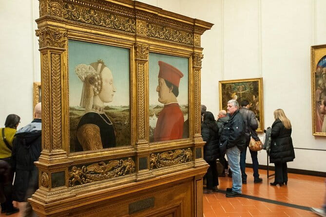 Uffizi Gallery Entrance Ticket with Priority Access - What it’s like once you’re inside: crowding, bottlenecks, and how to cope