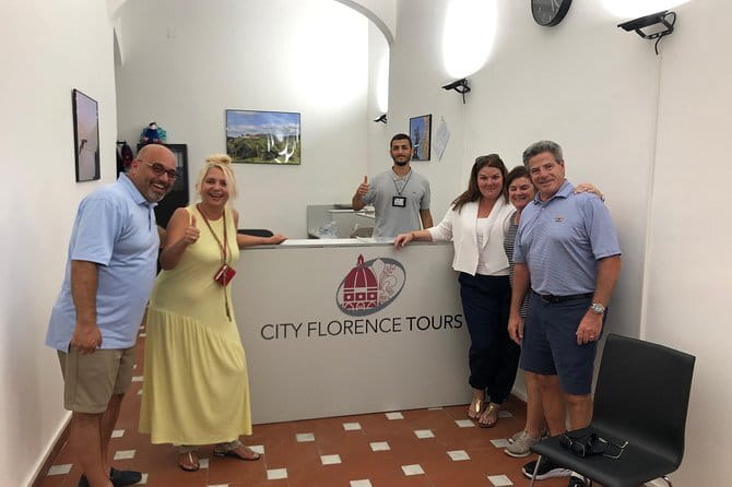 Uffizi Gallery Small Group Tour with Guide - Audio Radios in a Noisy Museum, and How to Use Them