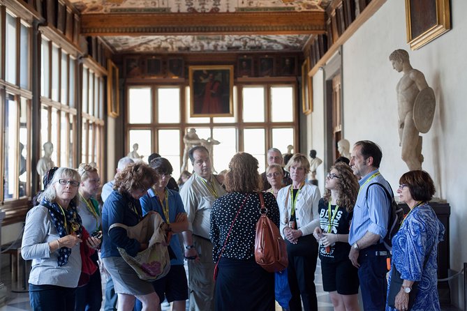 Uffizi Masterclass with Art Expert in Florence - The mid-tour coffee and pastry stop: plan for a light break