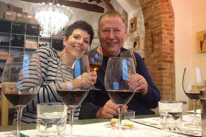 Wine Class - Tuscan Classics - The Lesson Format: Map, Projector, and How to Taste With Confidence